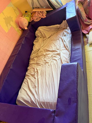 Specail needs bed - , .